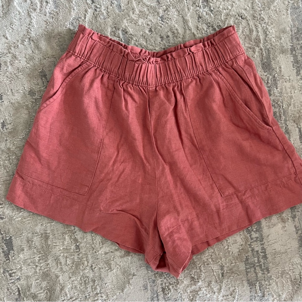 Abercrombie and Fitch linen short